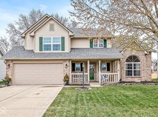 12977 Dellinger Dr, Fishers, IN 46038