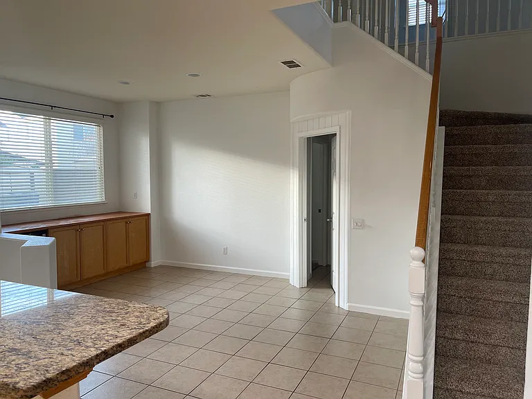 1667 Hearthsong Dr — Photo 9