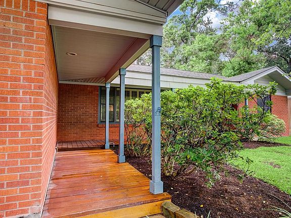 5th image of 6042 Woodbrook Ln