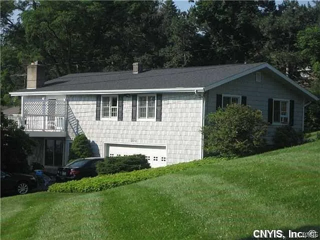 2139 Terrace Ln S — Photo 5