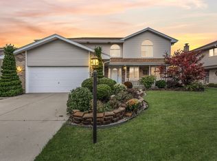 15618 Sayre Ave, Oak Forest, IL 60452
