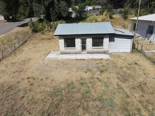 15194 Wonderland Blvd, Redding, CA 96003