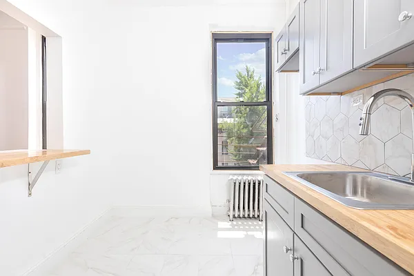 Rented by NMRE | media 7