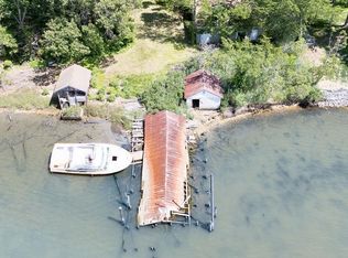 36-127 Beales Wharf Rd, Montross, VA 22520