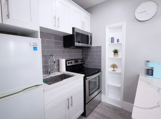 726 8th St #2, Miami Beach, FL 33139