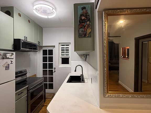 2nd image of 1351 Meridian Ave APT 2
