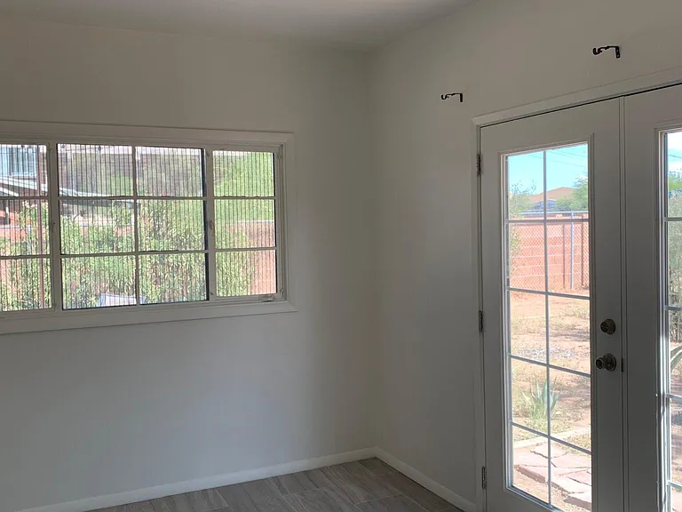 1226 E Mitchell St — Photo 5