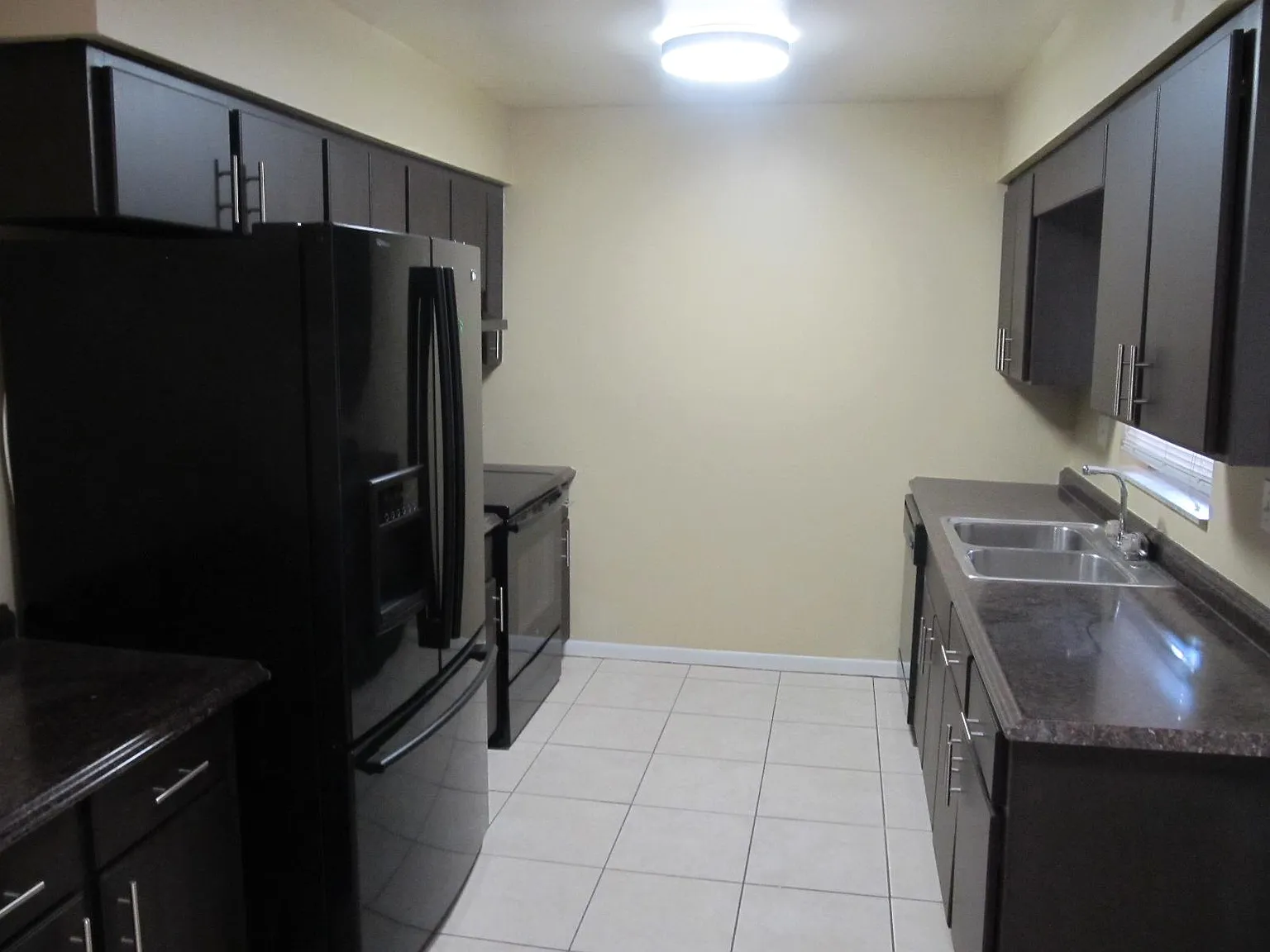 3 bed, 1280 sqft, $2,195 — Photo 4