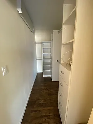 Rented by Keller Williams NYC | media 22