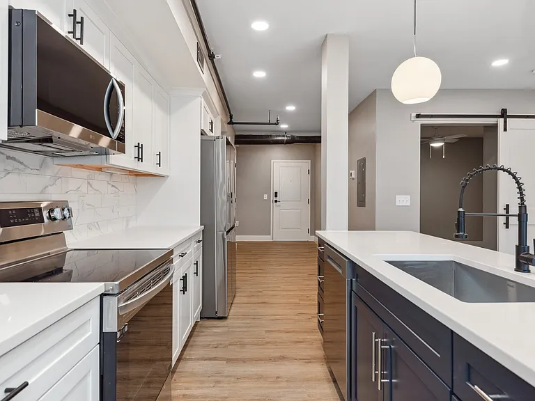 6011 Madison Rd — Photo 1