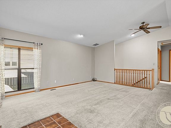 5th image of 2225 Rosebud Dr