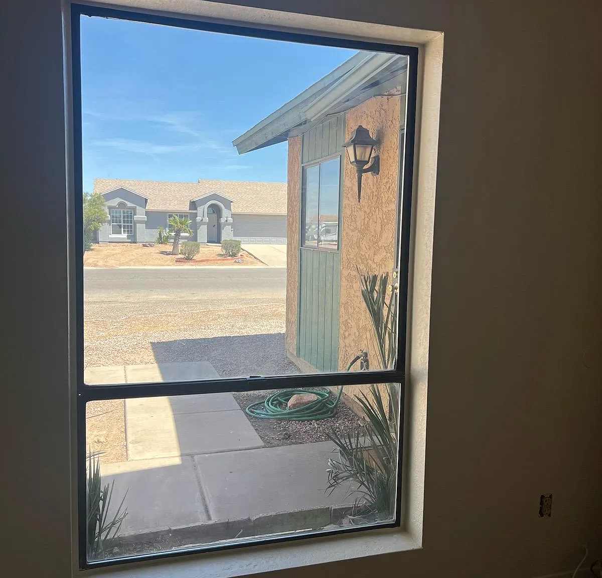 2 bed, 1000 sqft, $1,200 — Photo 1