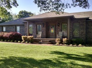 125 Camp Ground Rd, Brownsboro, AL 35741