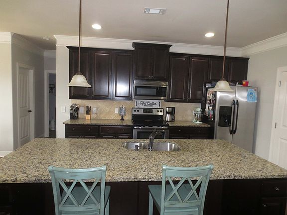 2nd image of 605 Stockport Ct