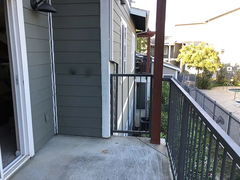 1818 Moore Blvd #214 — Photo 10