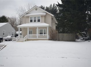 1826 Hillside Ter, Akron, OH 44305