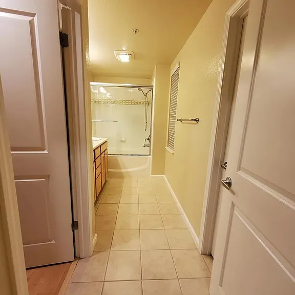 51 Bassett St — Photo 10