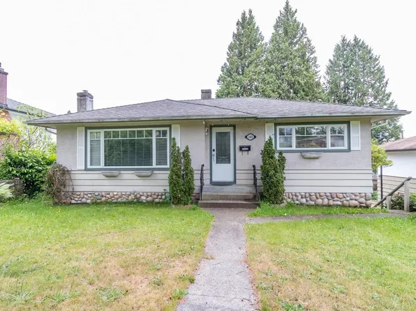 341 W 24th St, North Vancouver, BC V7M 2C7