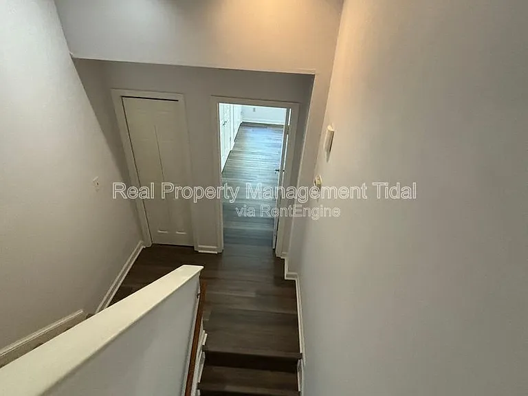 610 Guy Ln — Photo 30