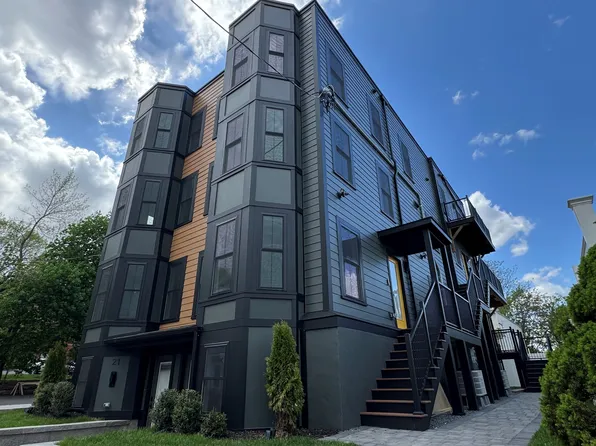 19 High St #2, Chelsea, MA 02150