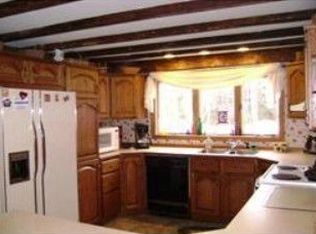 651 South Rd, Templeton, MA 01468