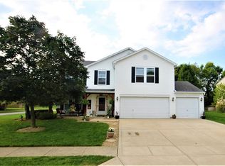 6799 Woodland Heights Dr, Avon, IN 46123