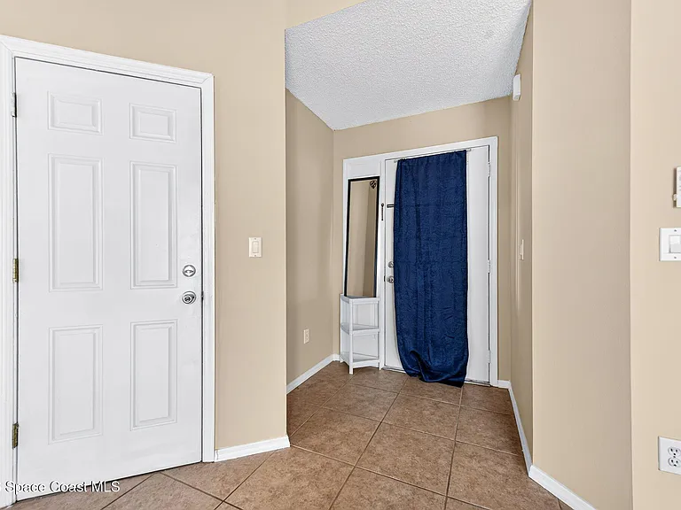 1923 Sugarberry Ct NE — Photo 12