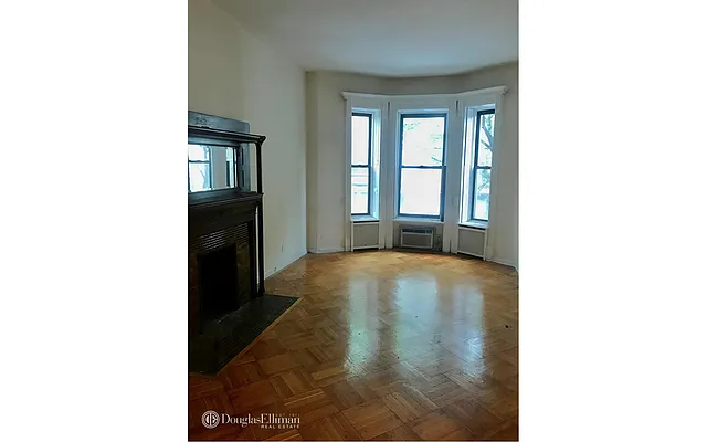 Rented by Douglas Elliman | media 11