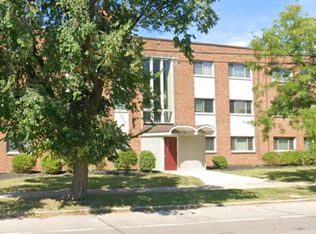 18051 Lakeshore Blvd #304, Cleveland, OH 44119