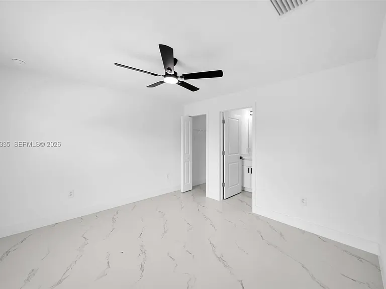 4985 Fairway Ct — Photo 13