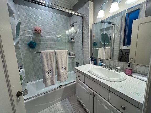 2nd image of 2747 Greenwich St