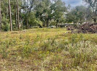 118 Clearwater Rd, Interlachen, FL 32148