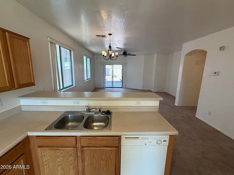 6926 S 37th Gln — Photo 10