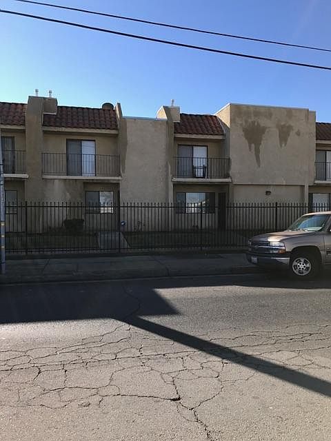 1st image of 44200 Kingtree Ave Unit 4