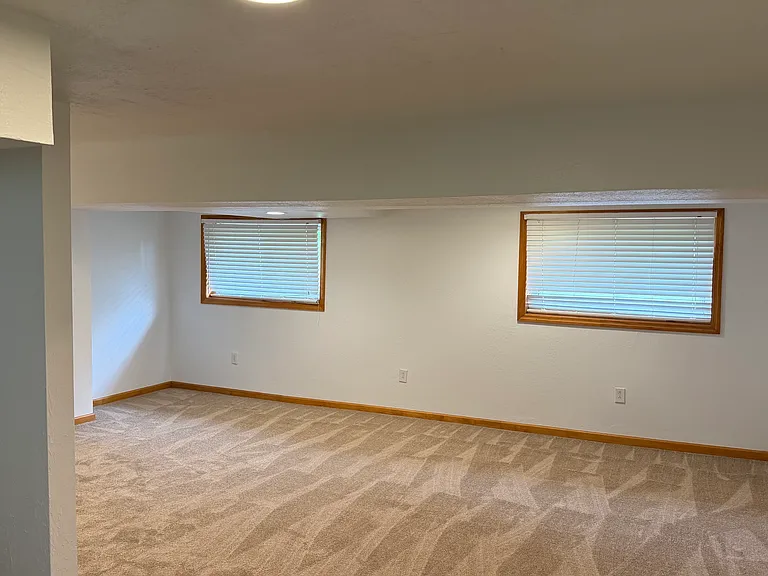 330 College Park Dr — Photo 15