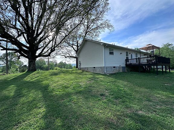 3rd image of 307 Hidden Hills Dr