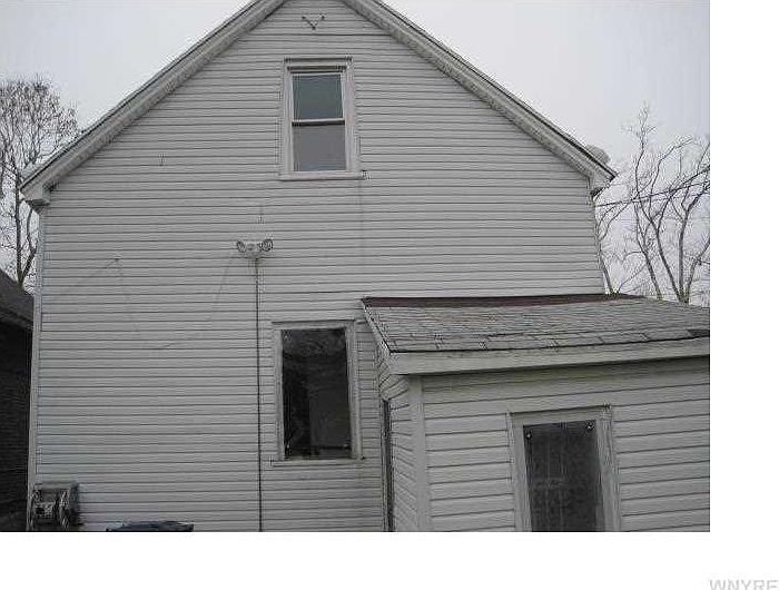 1st image of 107 Wende St