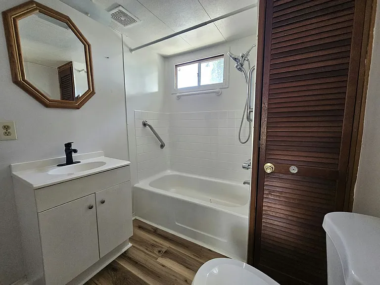 4360 Hitzing Ave #28 — Photo 7