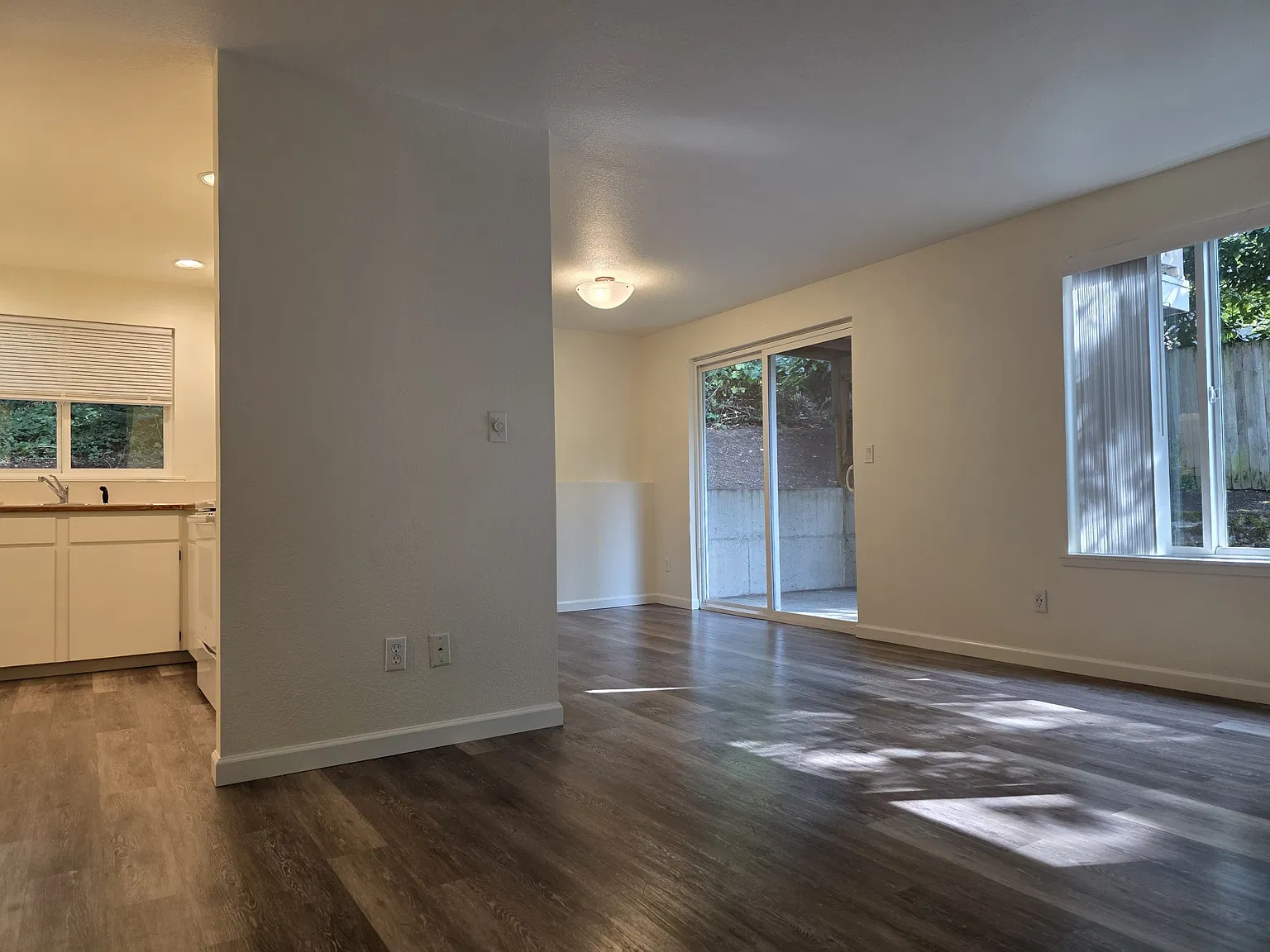 2 bed, $2,275 — Photo 4