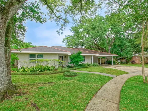 10136 Walden Dr, River Ridge, LA 70123