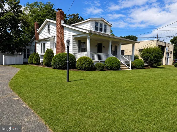 10 E Batten Ave, Blackwood, NJ 08012