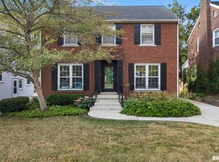 408 W Forrest Hill Ave, Peoria, IL 61604