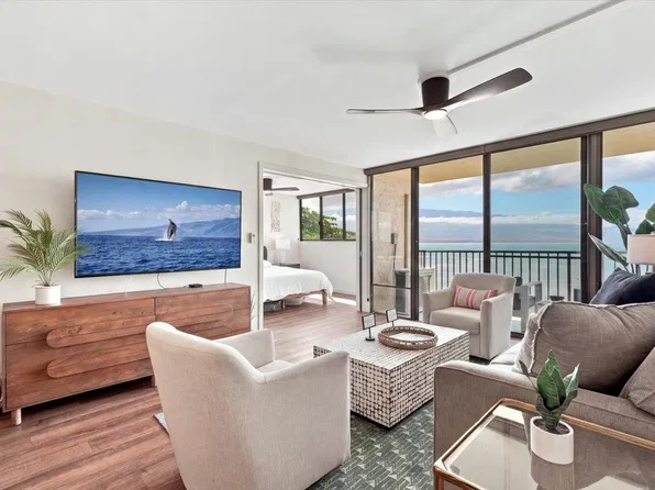 250 Hauoli St APT 304, Wailuku, HI 96793