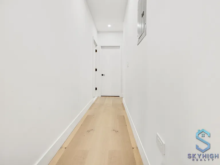 723 Knickerbocker Ave #3C — Photo 19