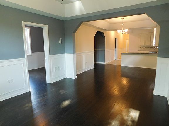 3rd image of 1623 S Lombard Ave