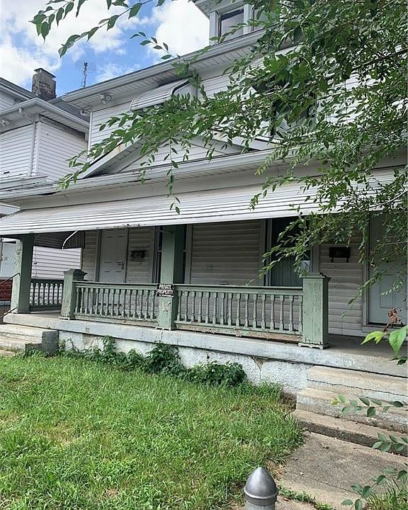 2nd image of 741-743 Taylor St