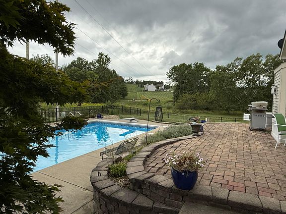 5th image of 252 Park Trails Ct