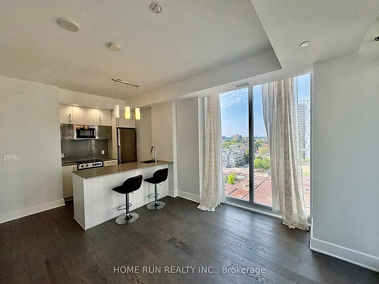 255 Bay St #3 — Photo 18