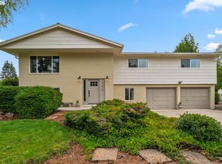 950 SE 18th Ave, Hillsboro, OR 97123