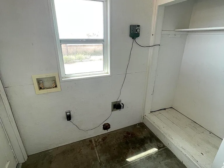 3716 Jackson Ave — Photo 20